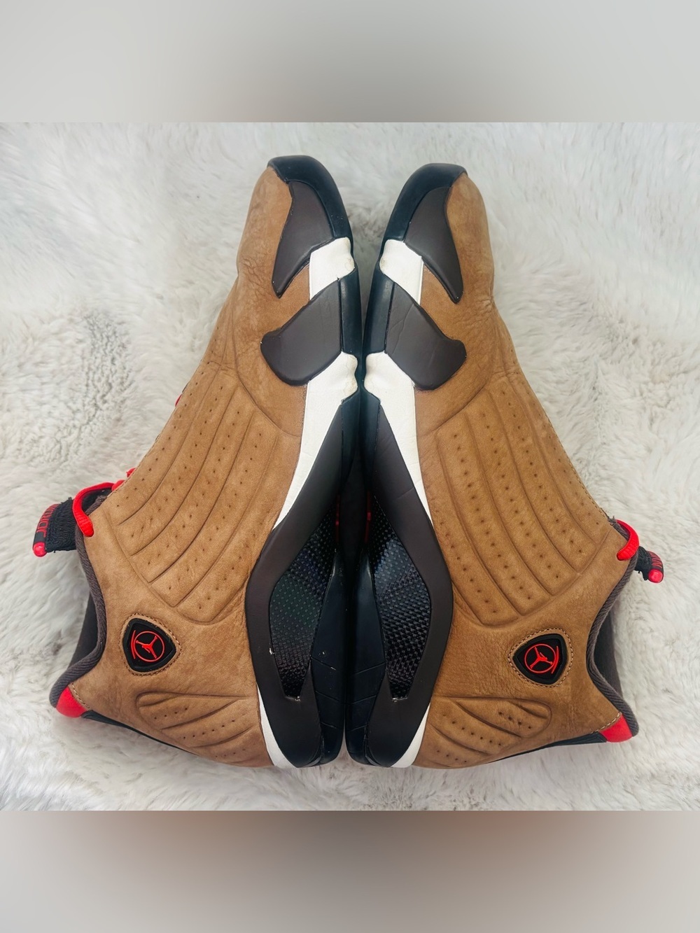 Jordan 14 Retro 'Winterized'
Sneaker Tennis Shoes Size: 11.5 - Picture 6 of 9